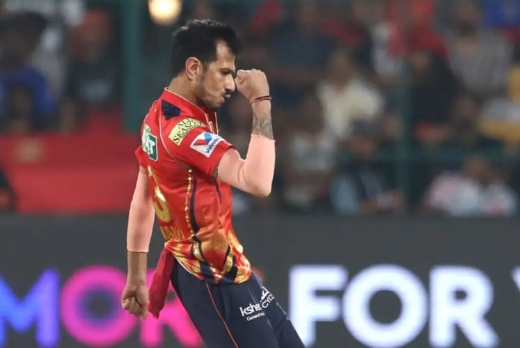 Most Wickets in RCB vs PBKS Matches Most Wickets in RCB vs PBKS Matches